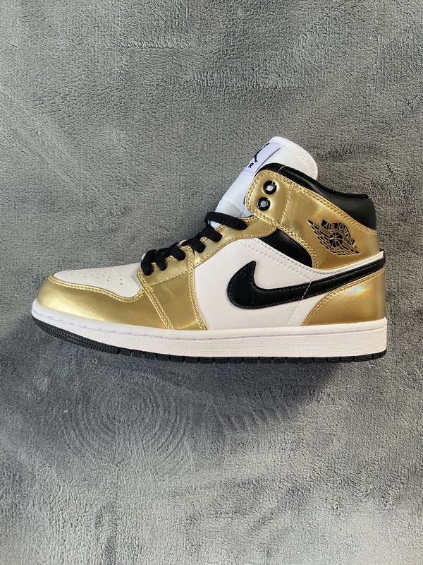 Pkgod  Air Jordan 1 Mid SE Metallic Gold