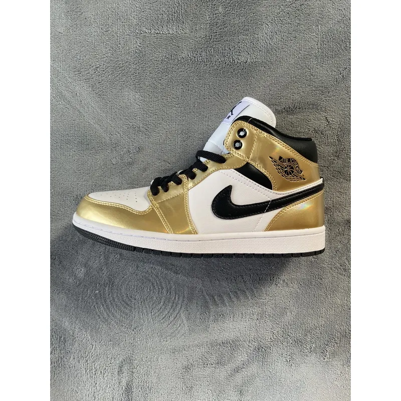 Pkgod  Air Jordan 1 Mid SE Metallic Gold