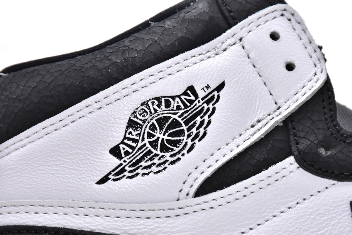        Air Jordan 1 Retro High OG Bleached Coral