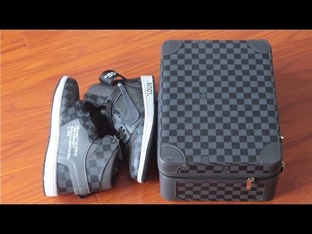      liv X Air Jordan 1 High Grey