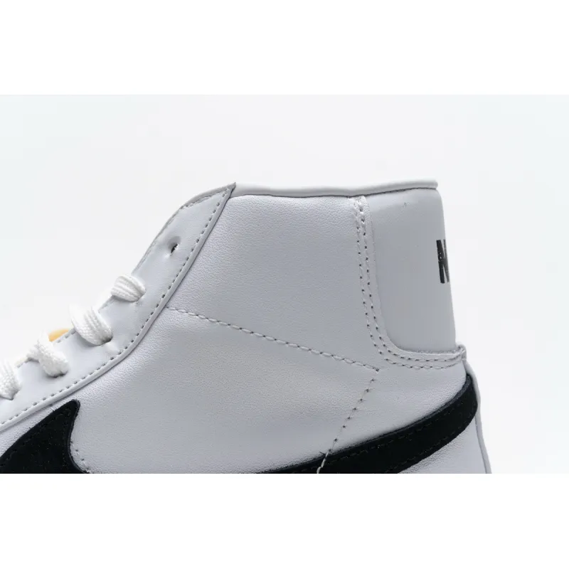 Pkgod  Nike Blazer Mid &#39;77 Black White