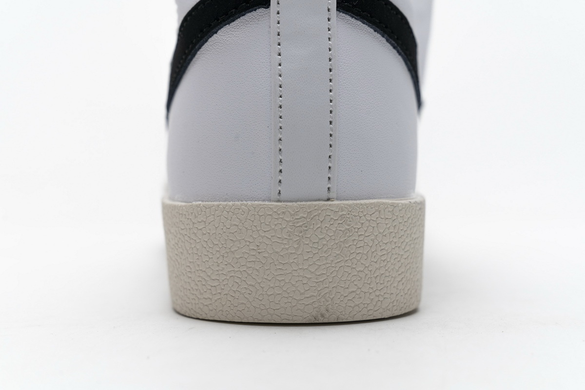 Pkgod  Nike Blazer Mid '77 Black White