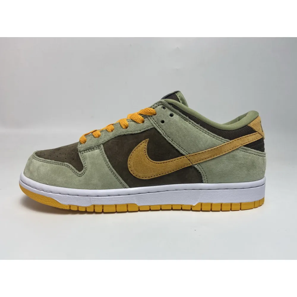 Pkgod  Nike SB Dunk Low Dusty Olive​