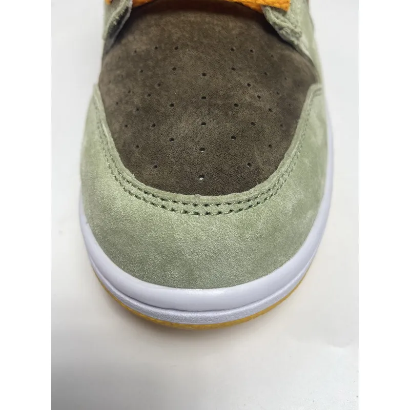 Pkgod  Nike SB Dunk Low Dusty Olive​