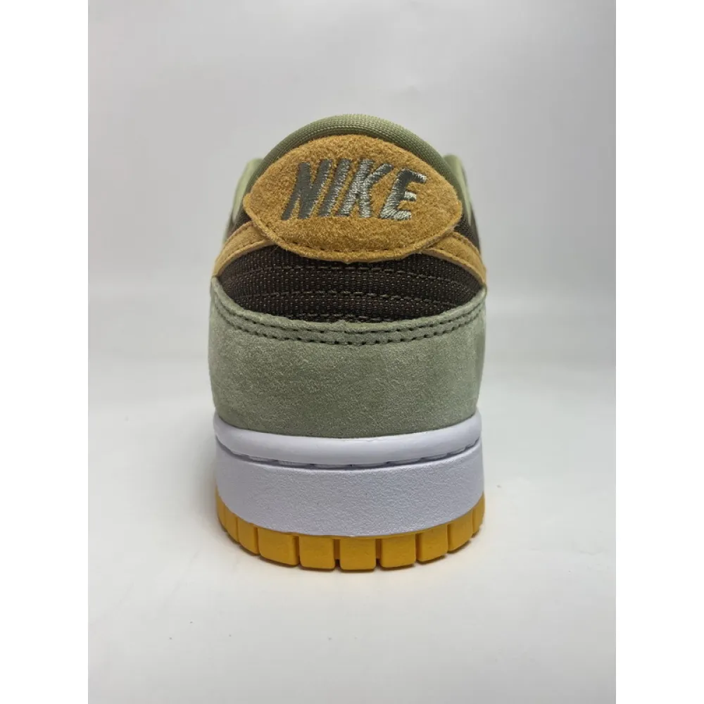 Pkgod  Nike SB Dunk Low Dusty Olive​