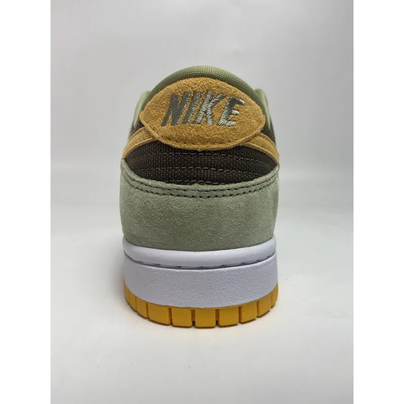 Pkgod  Nike SB Dunk Low Dusty Olive​