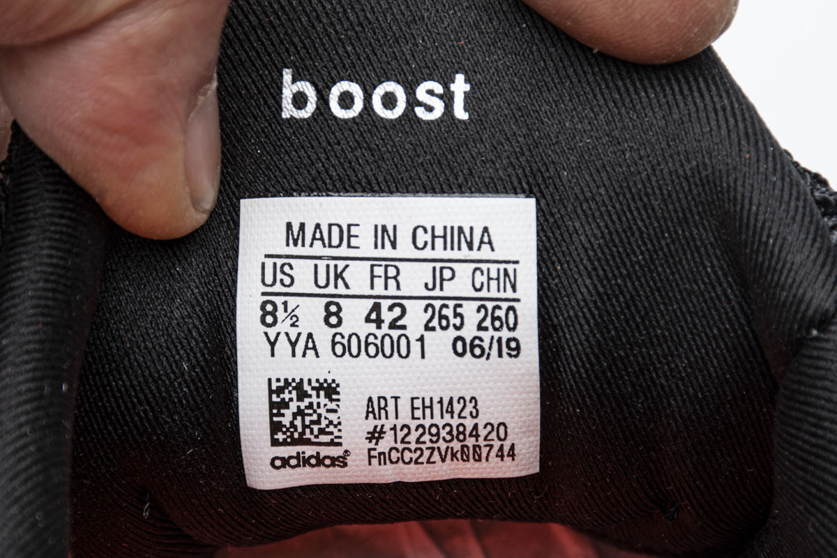      Ultra Boost 4.0 “Core Black/Solar Orange”