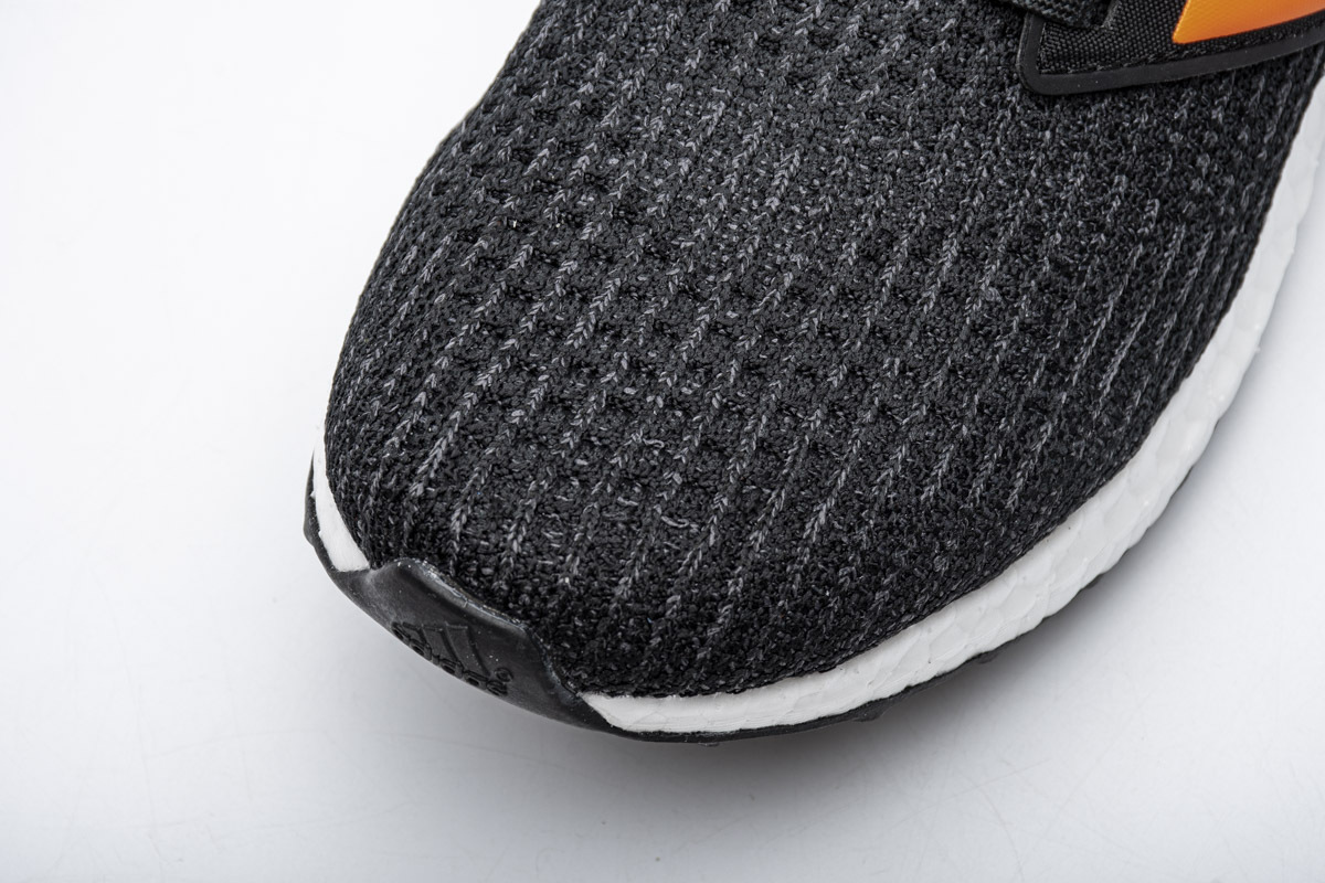      Ultra Boost 4.0 “Core Black/Solar Orange”