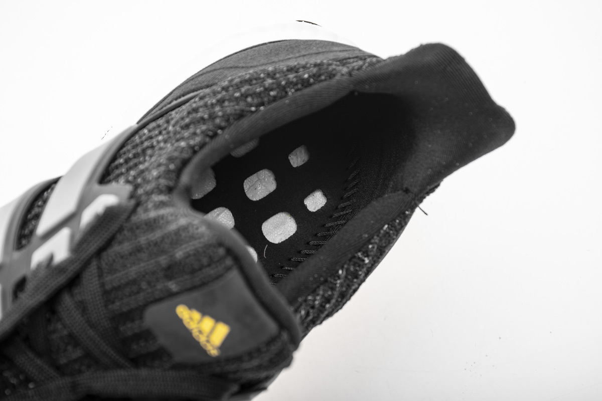     adidas Ultra Boost 4.0 Chinese New Year (2019)​