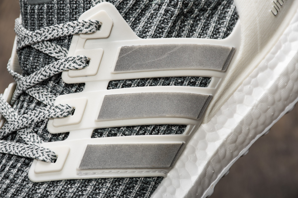     adidas Ultra Boost 4.0 Parley Running White