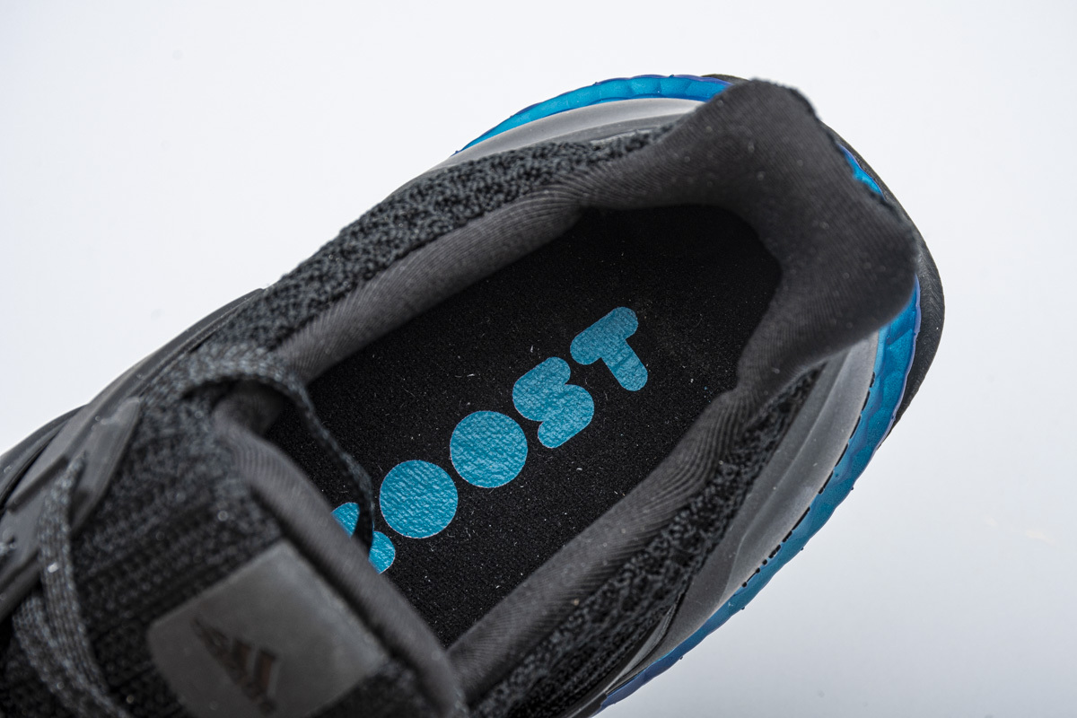     adidas Ultra Boost Colored Sole Blue