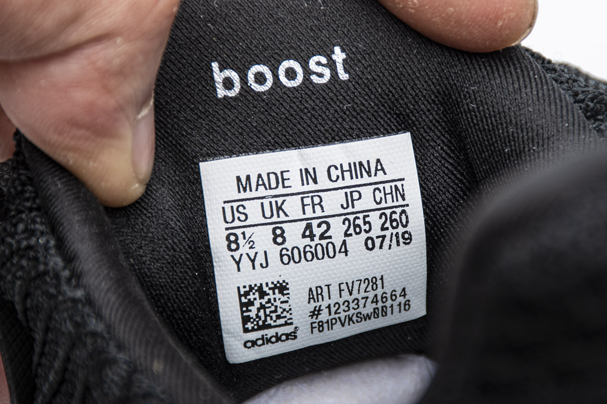     adidas Ultra Boost Colored Sole Blue