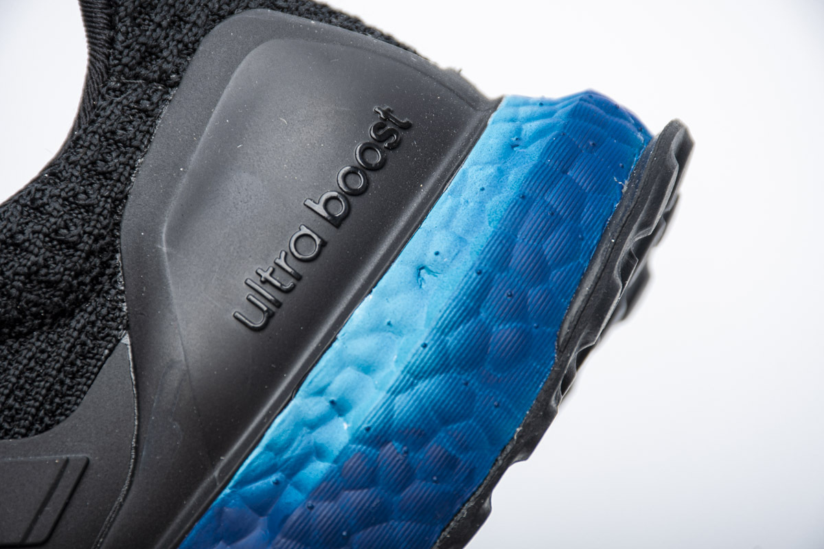     adidas Ultra Boost Colored Sole Blue