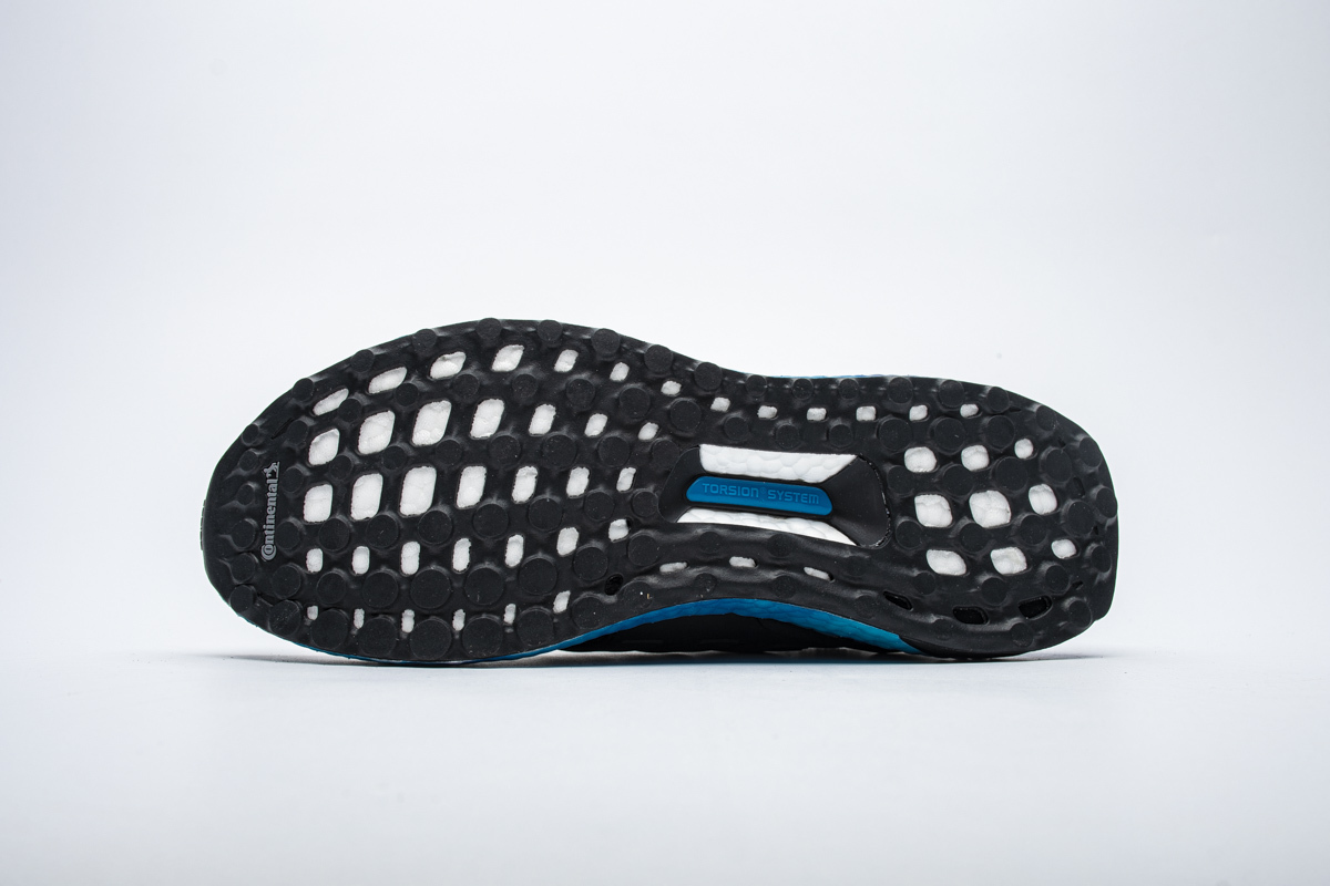     adidas Ultra Boost Colored Sole Blue