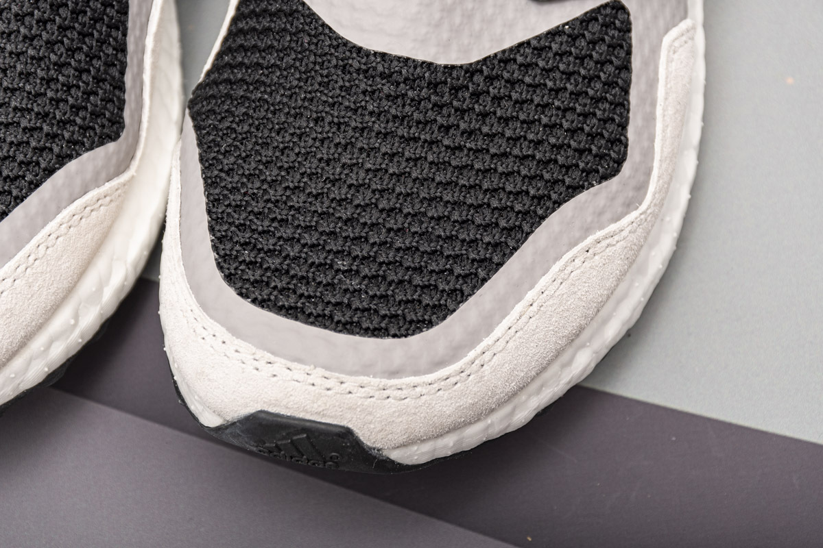     adidas Ultra Boost S&L Black Grey