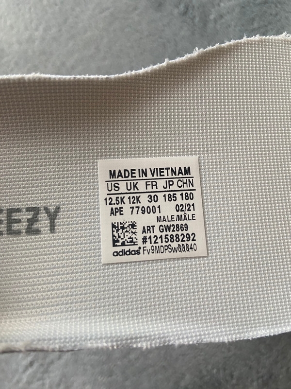Pkgod adidas Yeezy Boost 350 V2 Mono Ice (kids)