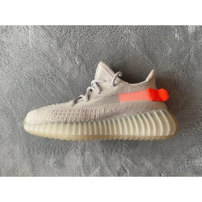 Pkgod adidas Yeezy Boost 350 V2 Tail Light​ (kids) 02