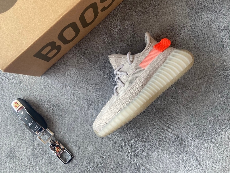 Pkgod adidas Yeezy Boost 350 V2 Tail Light​ (kids)