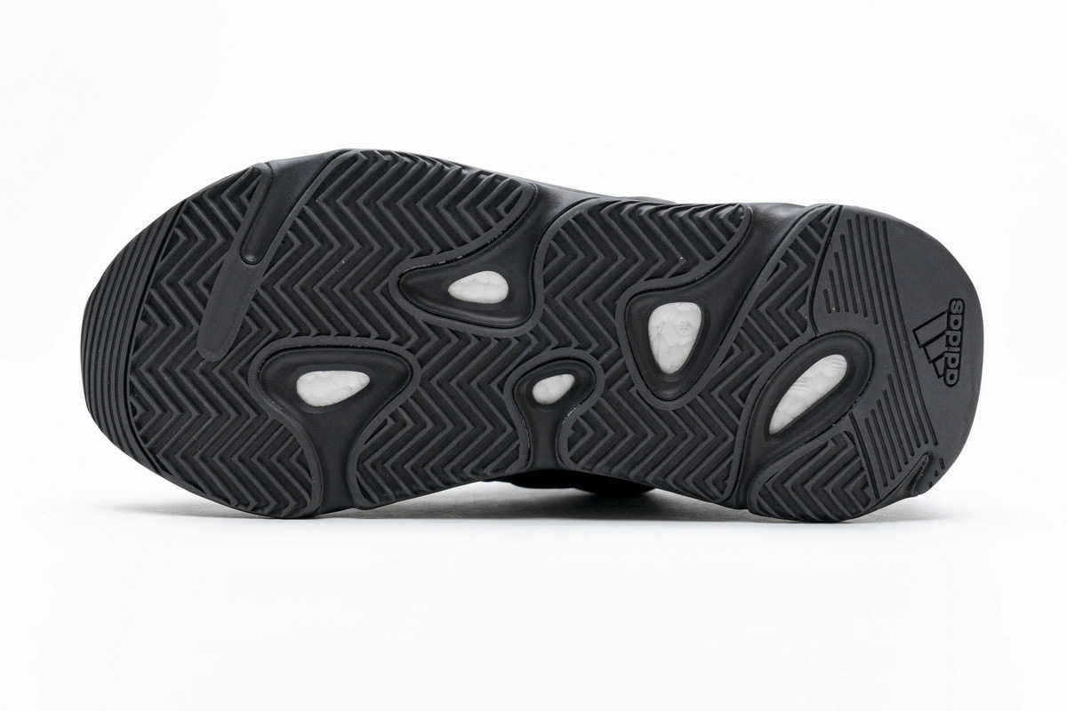 Pkgod Adidas Yeezy Boost 700 MNVN Triple Black