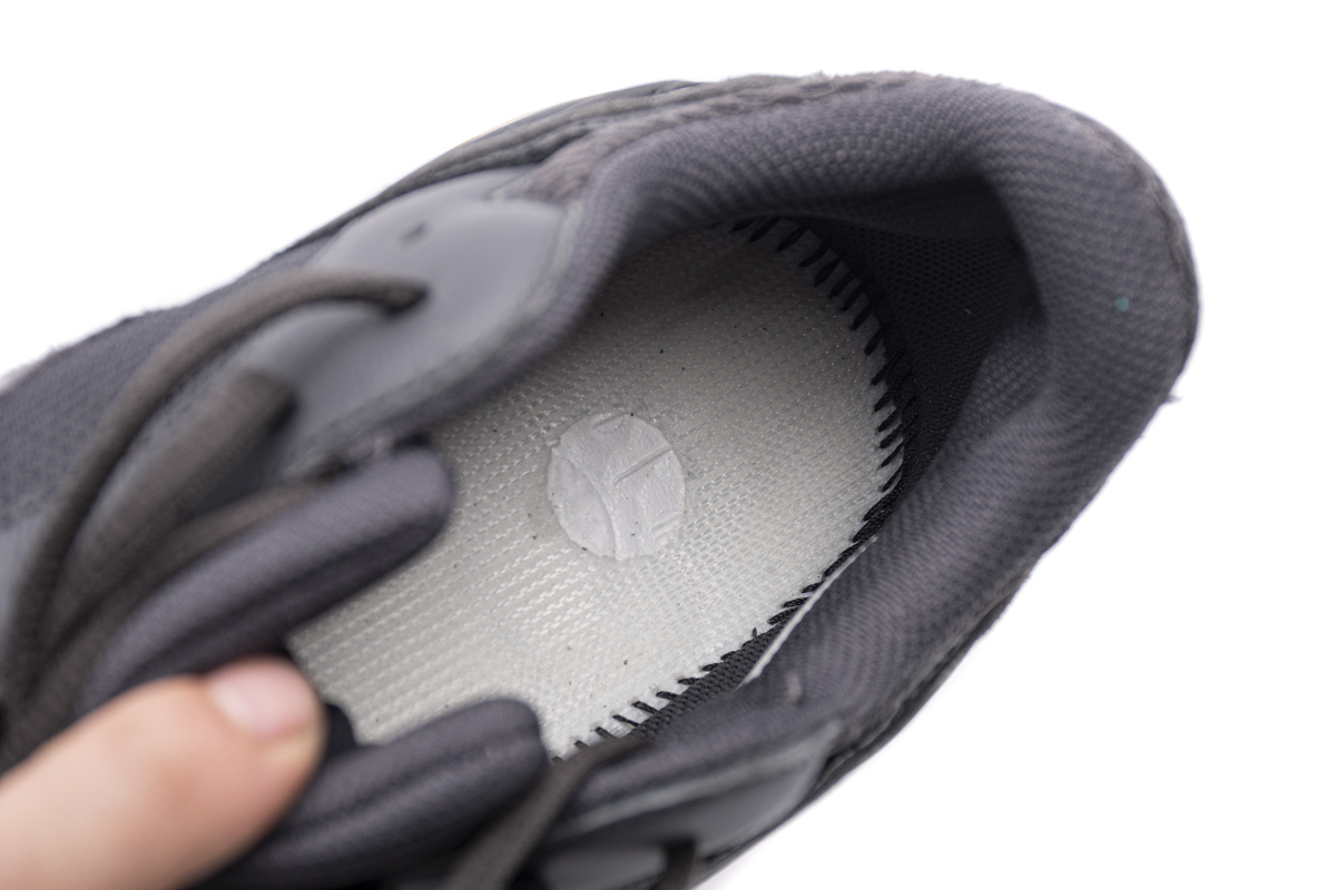 Pkgod Adidas Yeezy Boost 700 Utility Black