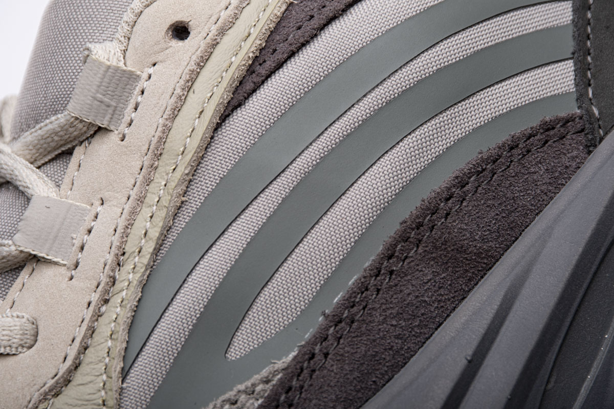 Pkgod Adidas Yeezy Boost 700 V2 Tephra