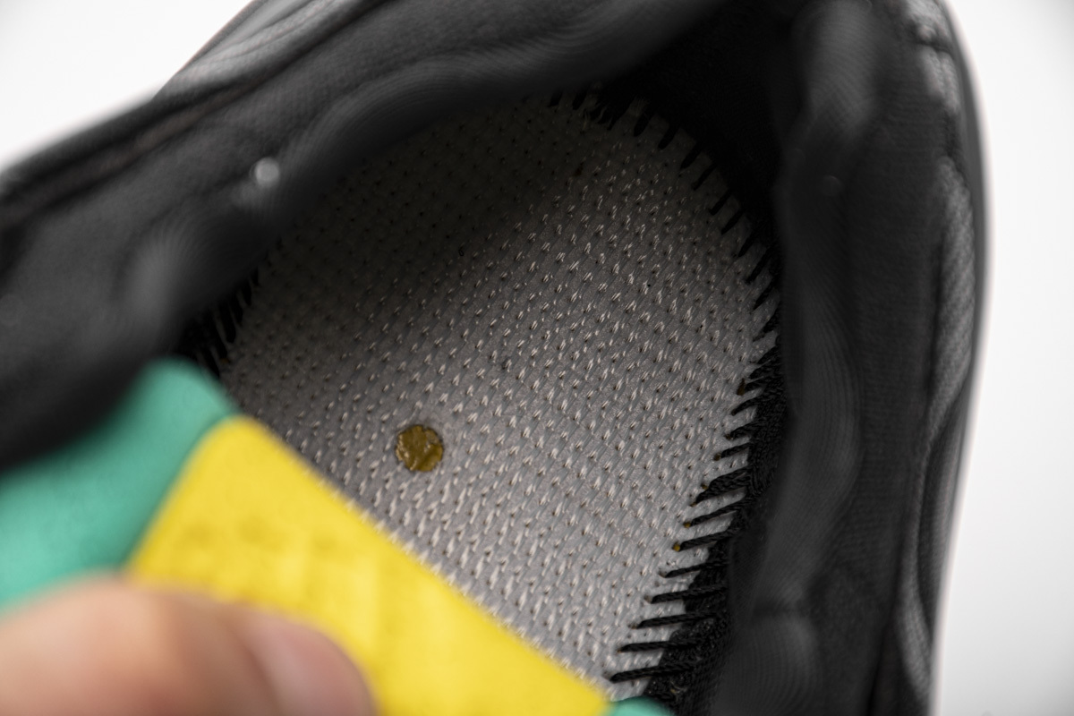 Pkgod Adidas Yeezy Boost 700 V3 Alvah