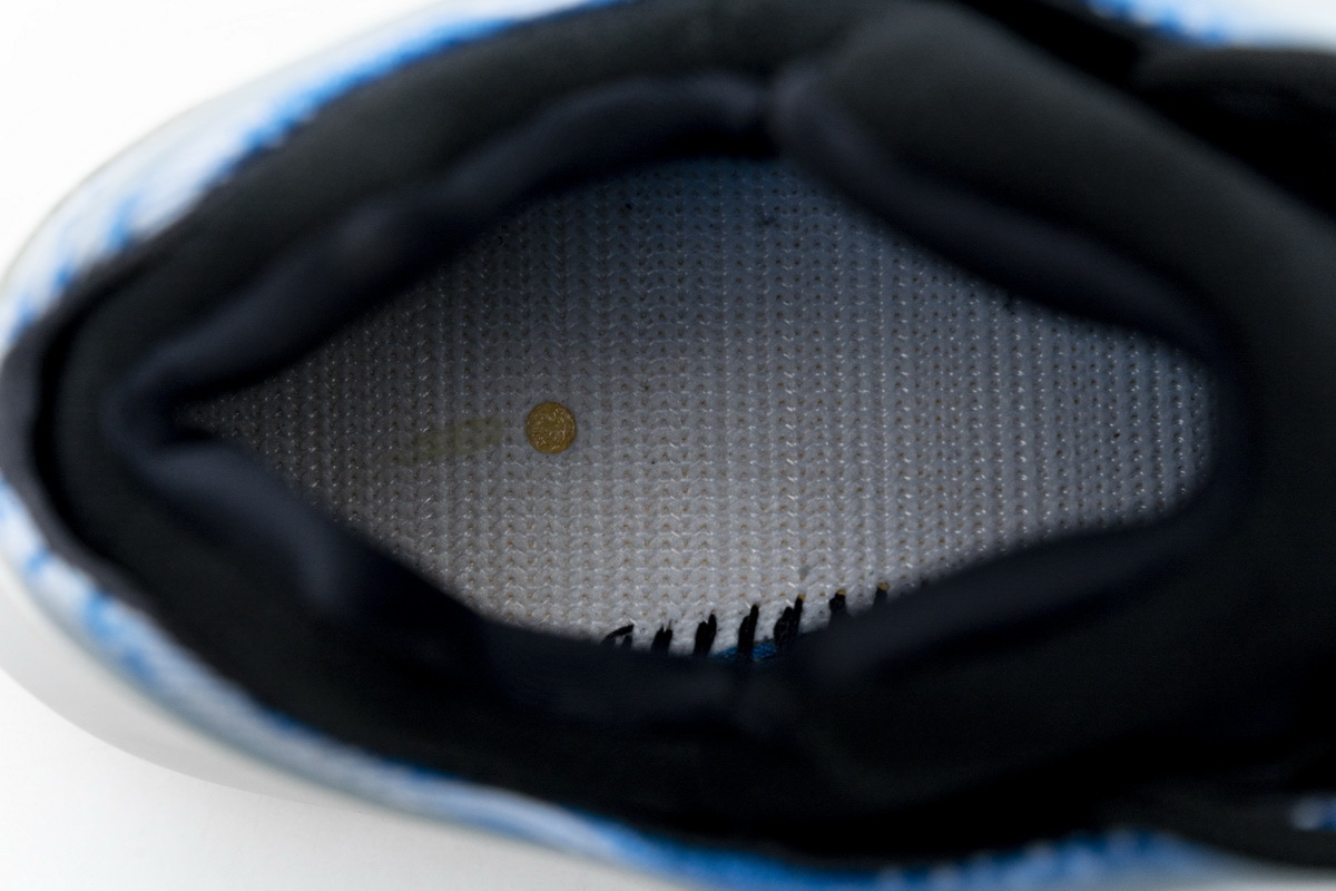 Pkgod Adidas Yeezy Boost 700 V3 Azareth