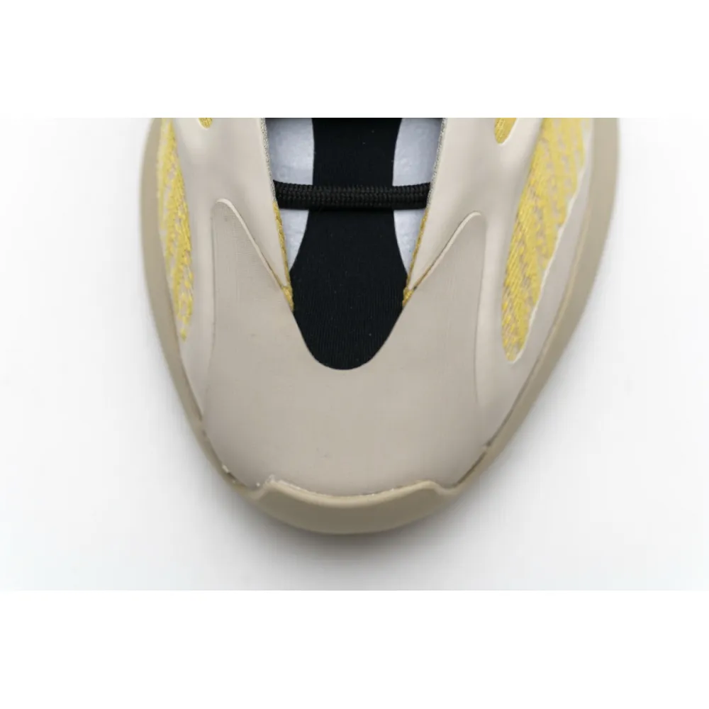 Pkgod Adidas Yeezy Boost 700 V3 Safflower