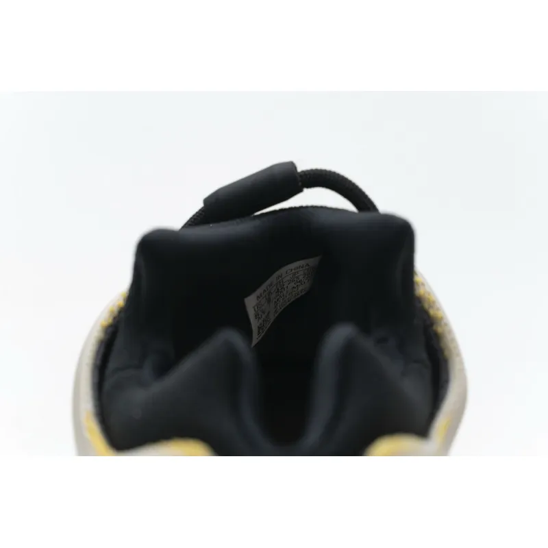 Pkgod Adidas Yeezy Boost 700 V3 Safflower