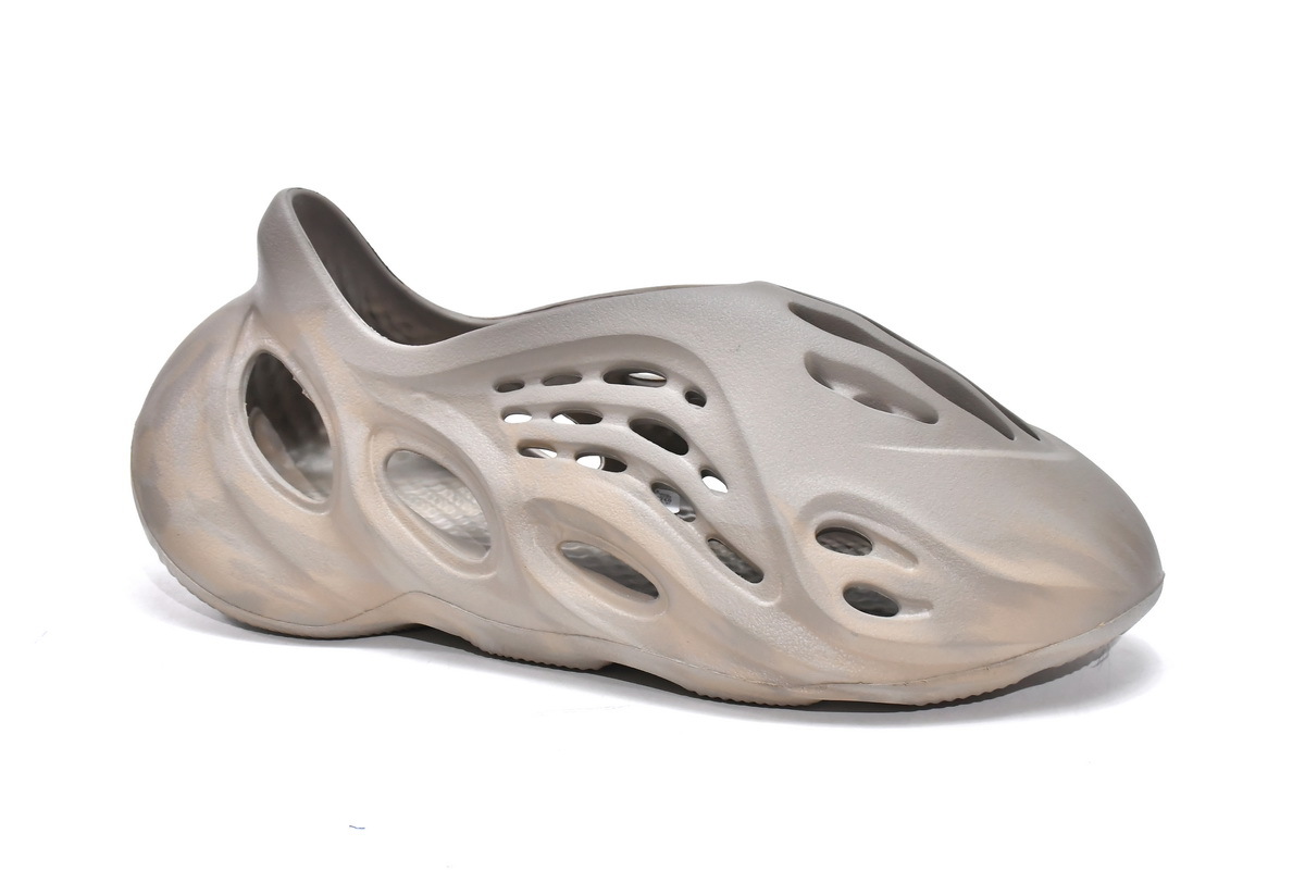 Pkgod adidas Yeezy Foam Runner Stone Sage