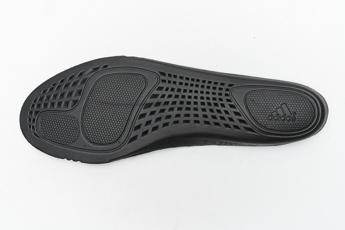    Pkgod Adidas Yeezy QNTM Quantum