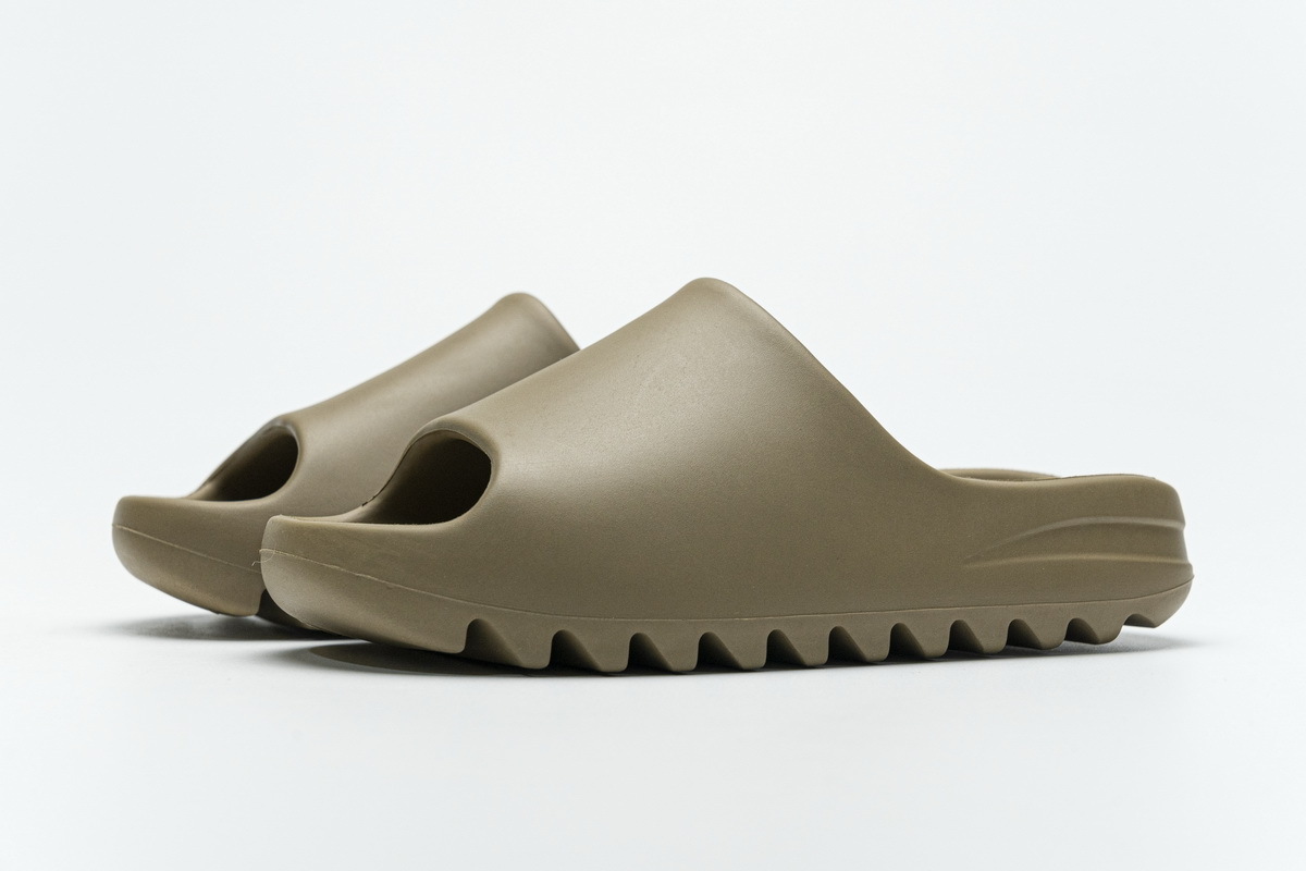    adidas Yeezy Slide CORE-DC2
