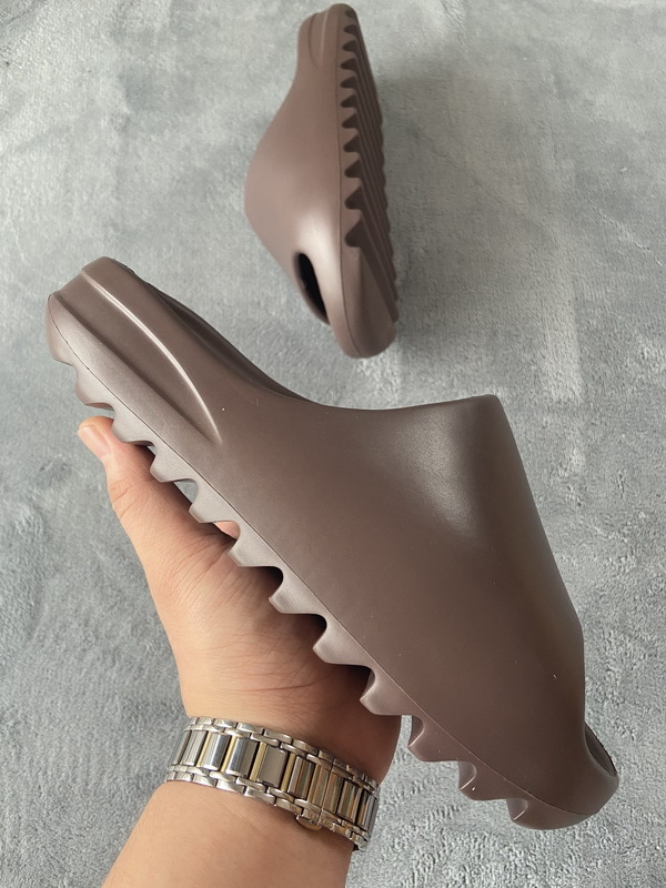 Pkgod adidas Yeezy Slide Soot