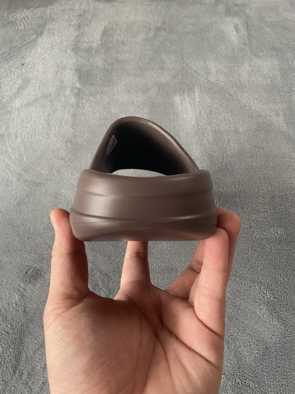 Pkgod adidas Yeezy Slide Soot