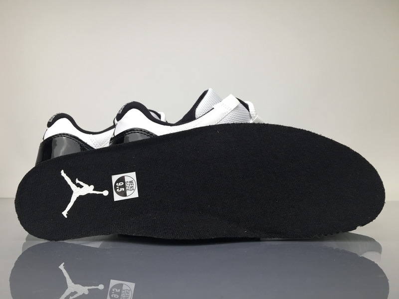    Pkgod Air Jordan 11 Low Concord