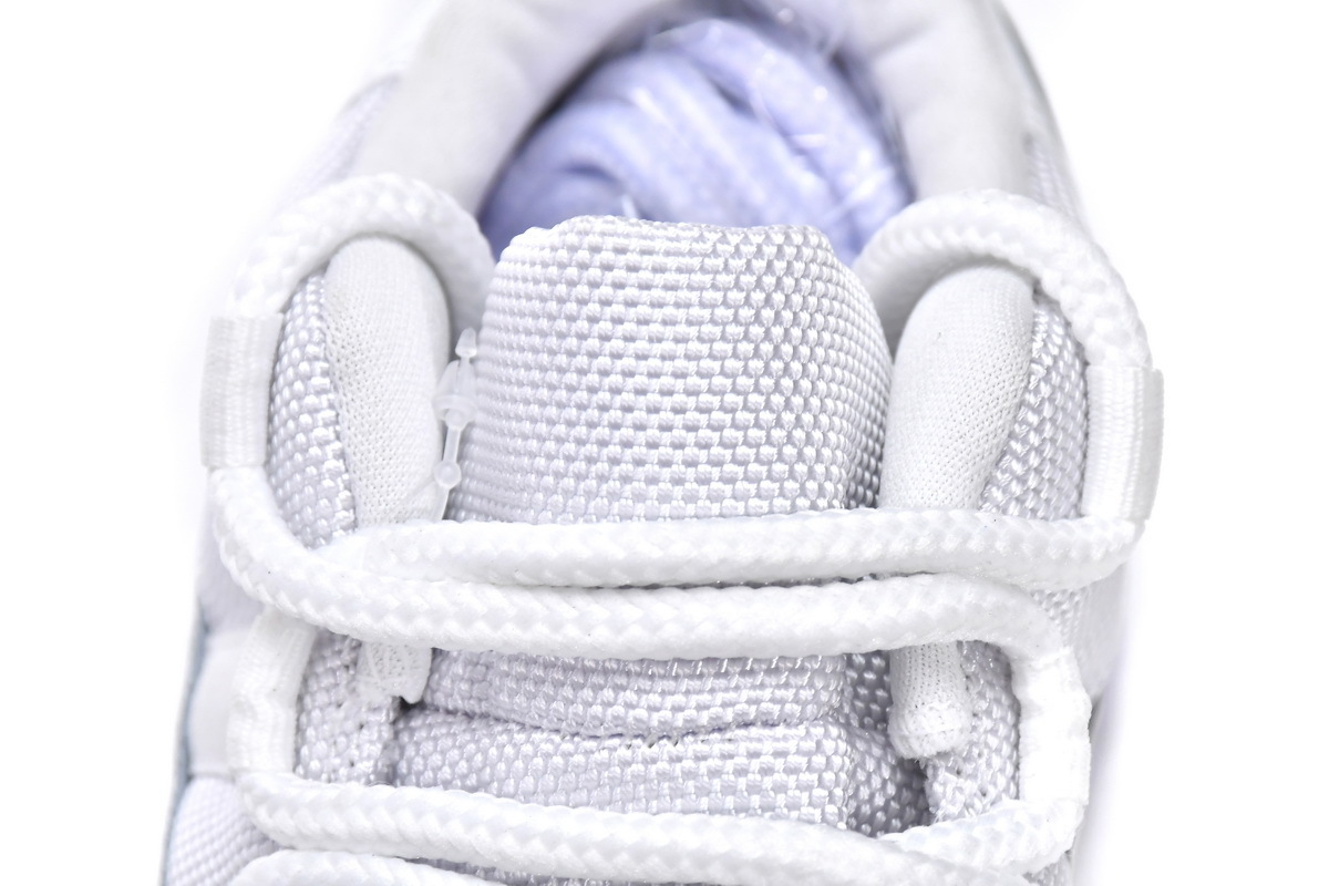     Air Jordan 11 Low Pure Violet