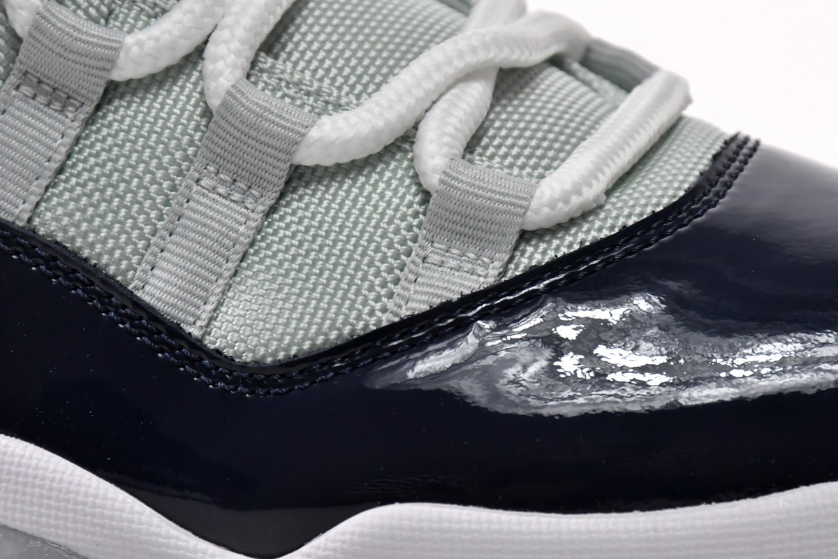     Air Jordan 11 Retro Low Georgetown