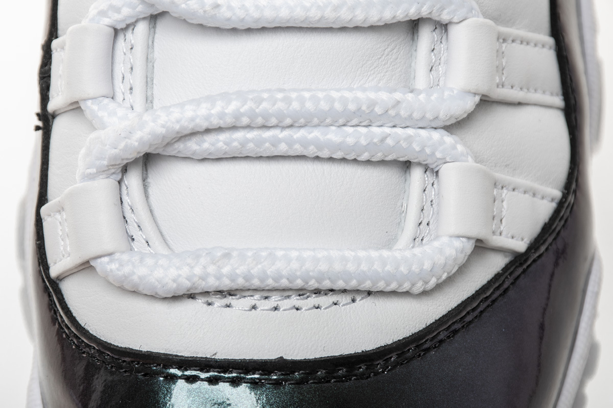     Air Jordan 11 Retro Low Iridescent