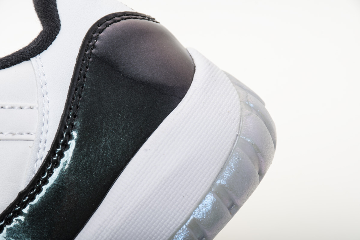     Air Jordan 11 Retro Low Iridescent