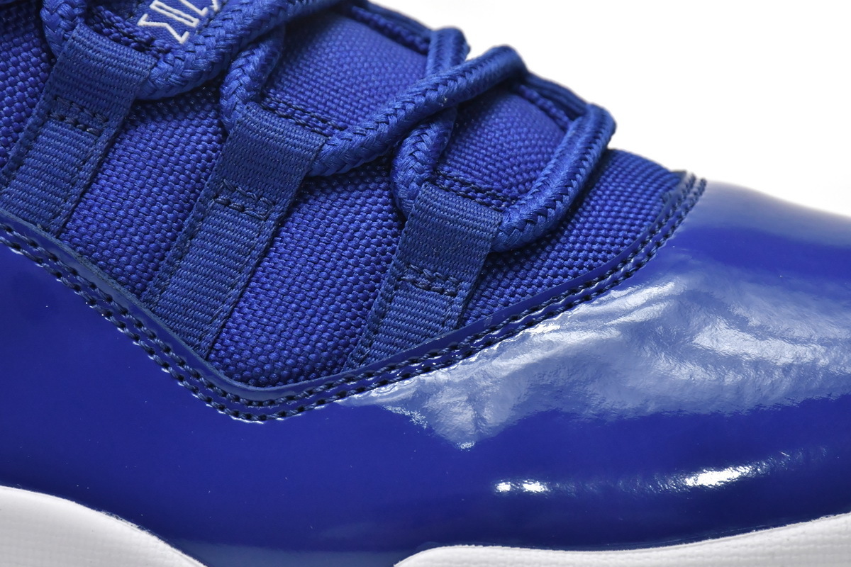     Air Jordan 11 Retro Midnight Navy White