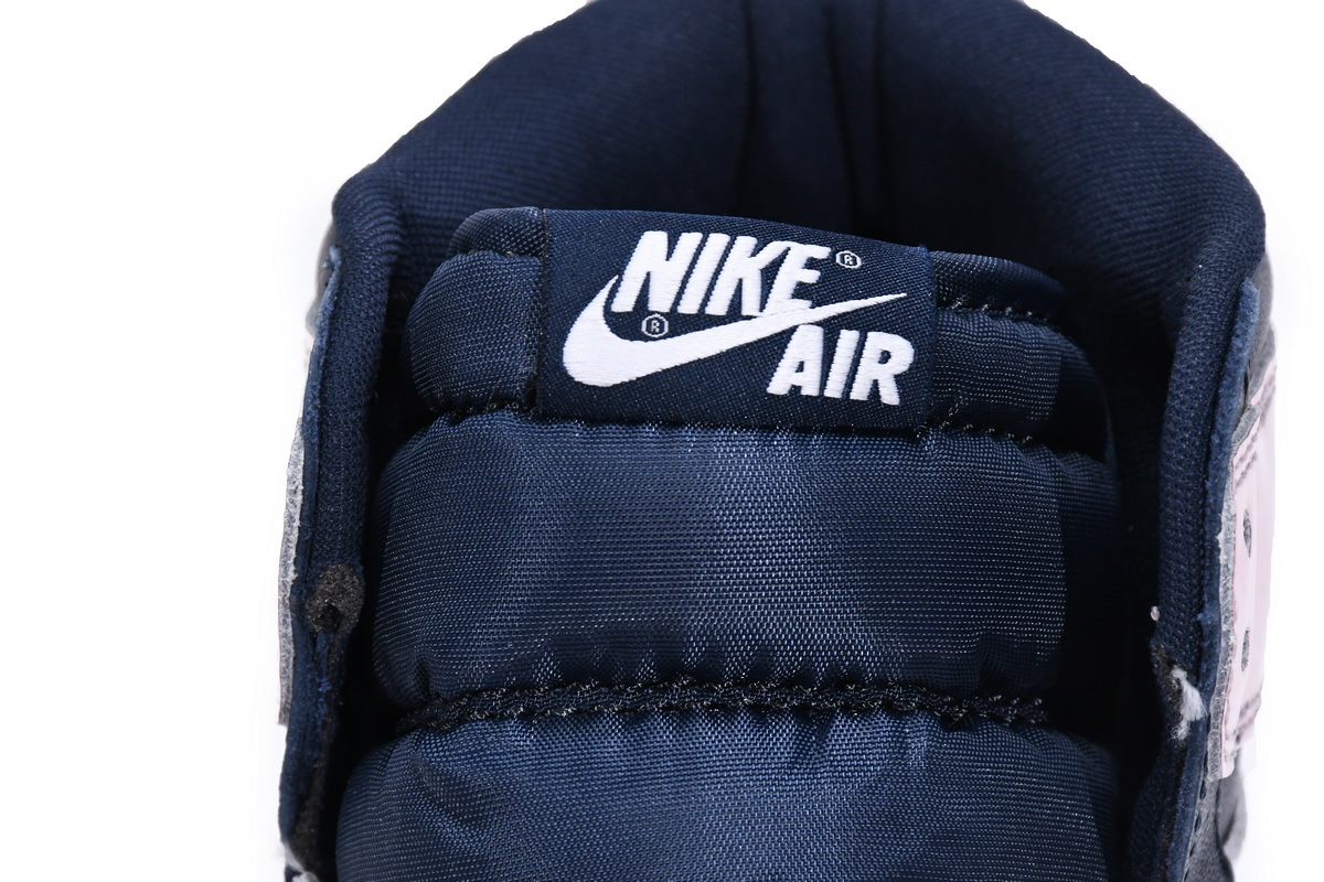     Air Jordan 1 High OG Atmosphere