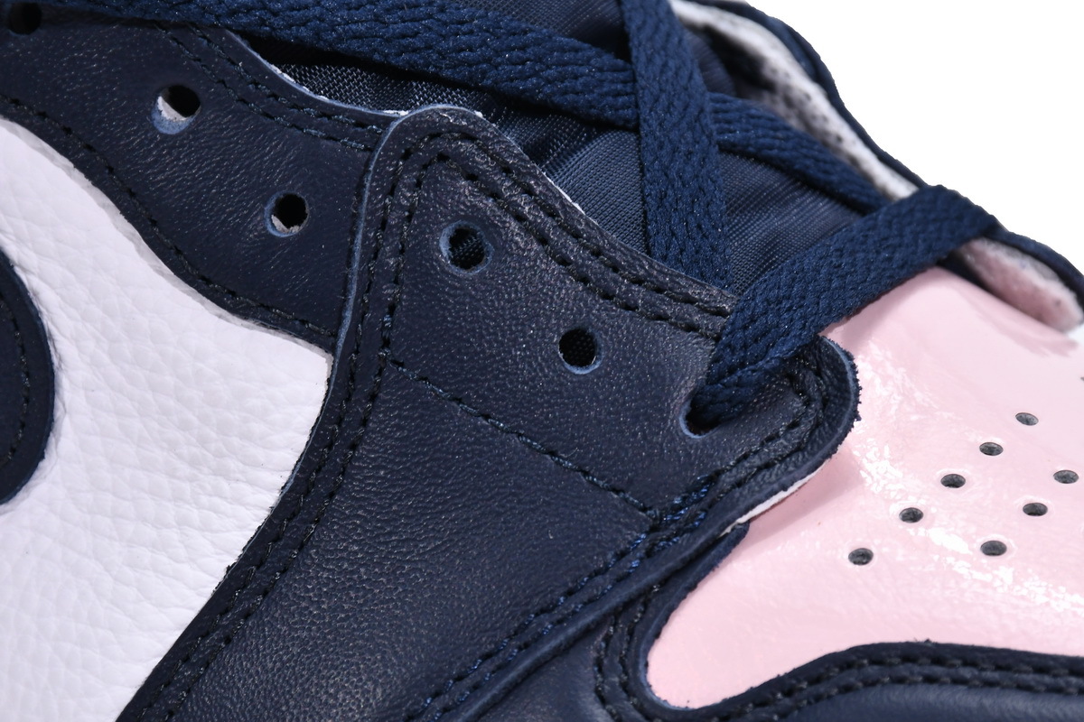     Air Jordan 1 High OG Atmosphere