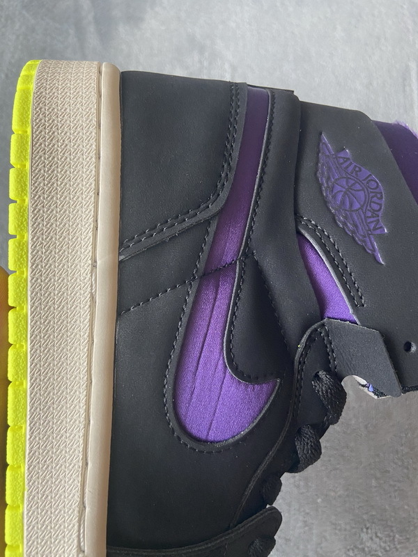     Air Jordan 1 High Zoom Air CMFT Black Court Purple Lemon Venom (W)