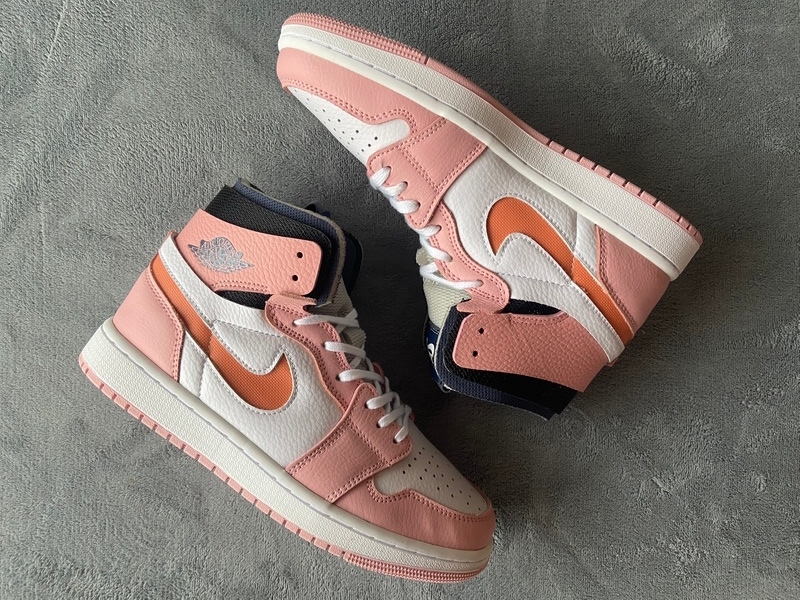 Pkgod Air Jordan 1 High Zoom Air CMFT Pink Glaze (W)​