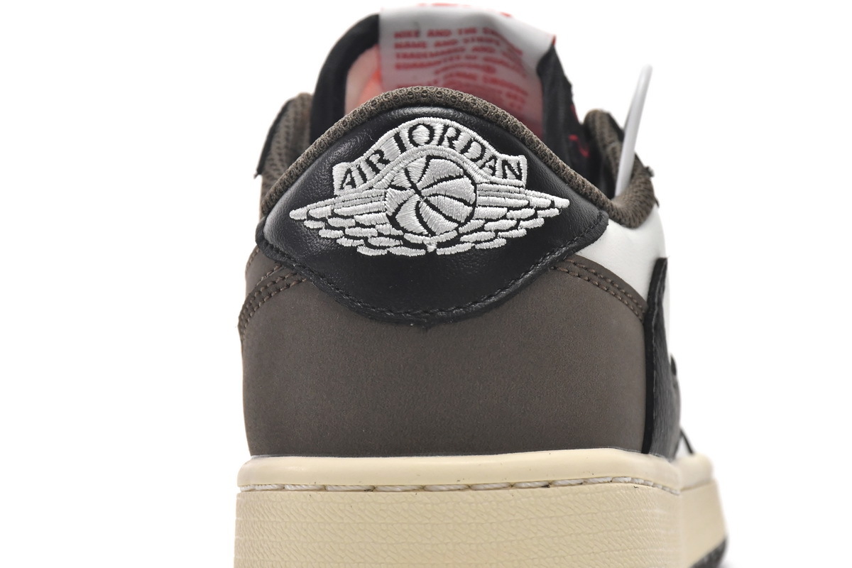     Air Jordan 1 Low Dark Mocha x Travis Scott