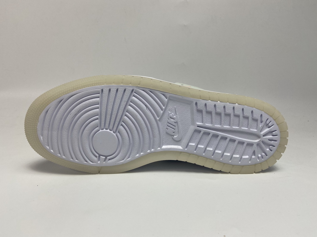     Air Jordan 1 Zoom CMFT Easter (W)​
