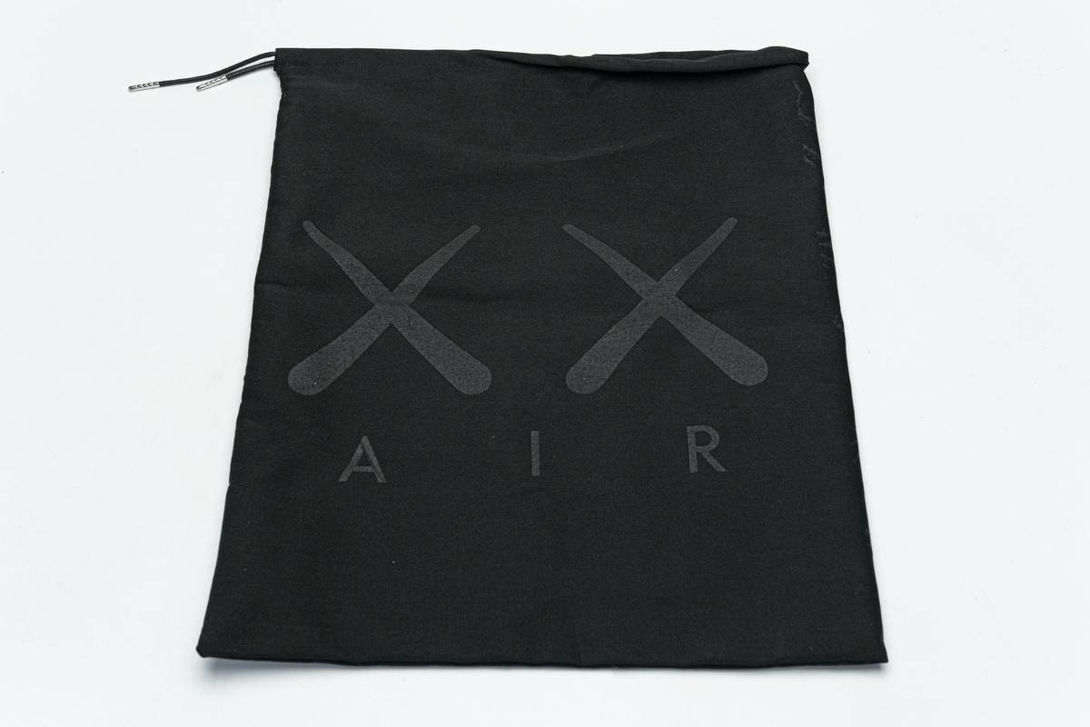 Pkgod Air Jordan 4 Retro Kaws Black