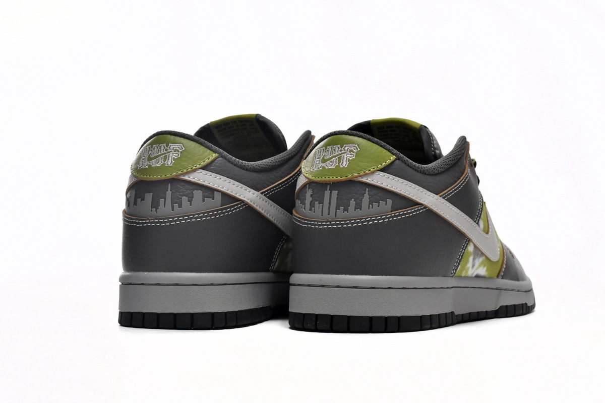     HUF x Nike Dunk Low SB Friends and Family