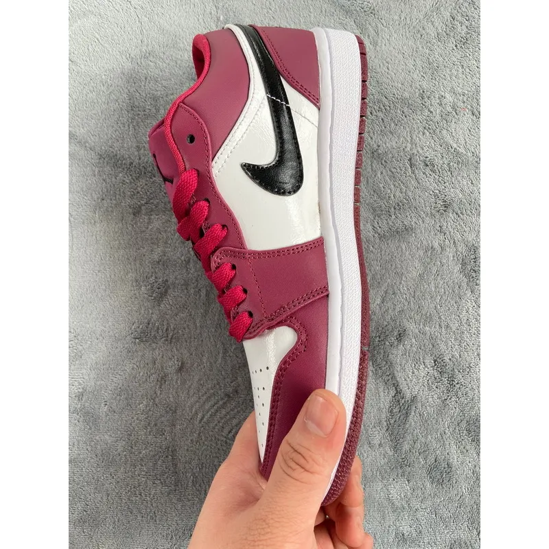 Pkgod Jordan 1 Nike Dunk Low Noble Red