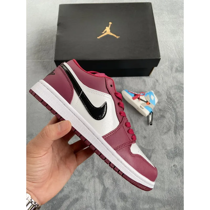 Pkgod Jordan 1 Nike Dunk Low Noble Red